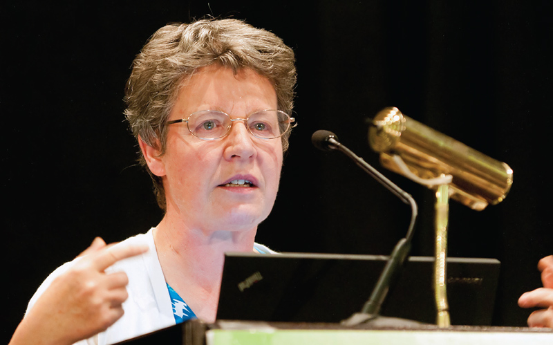 Jocelyn Bell Burnell delivers her plenary talk at the 2012 Sigma Pi Sigma Quadrennial Congress in Orlando, FL. Photo by Ken Cole.