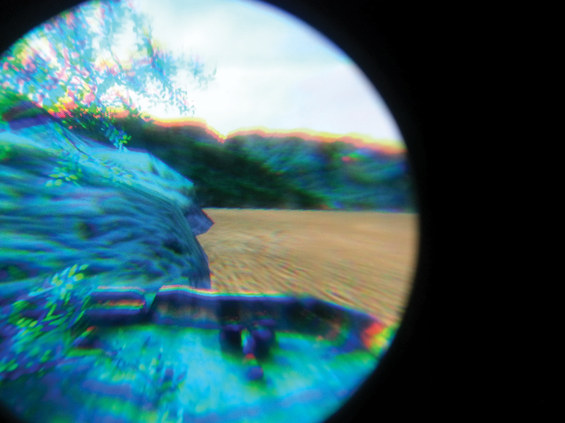 A heavy chromatic aberration occurs in a virtual reality software demonstration. Image courtesy of Filip Hajek/Bill Cummings.