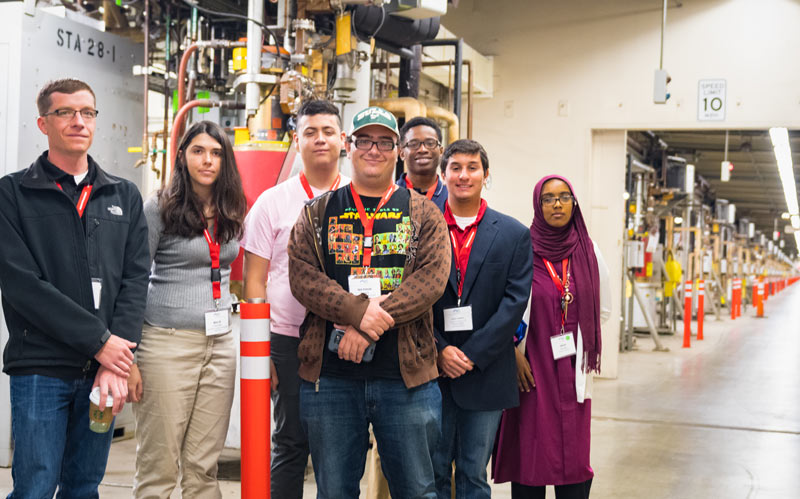 Students tour SLAC National Accelerator Laboratory at PhysCon 2016. Photo by Ken Cole.