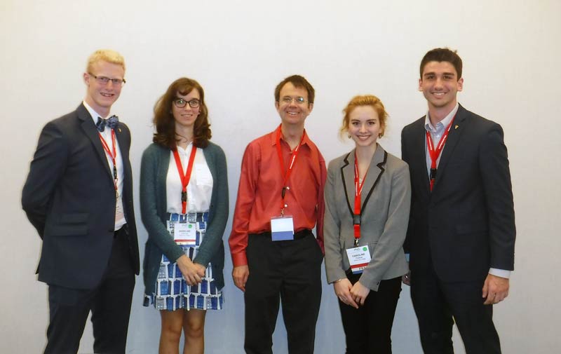 Grove City College students with Nobel Laureate Eric Cornell (center).