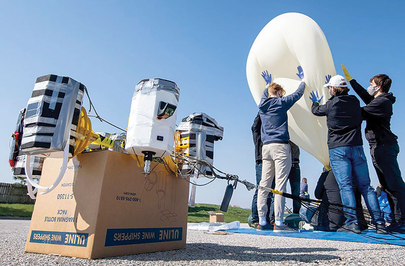 Members of the University of Nebraska-Lincoln SPS chapter prepare for a high-altitude balloon launch. All photos courtesy of the corresponding chapter’s 2020–21 chapter report.